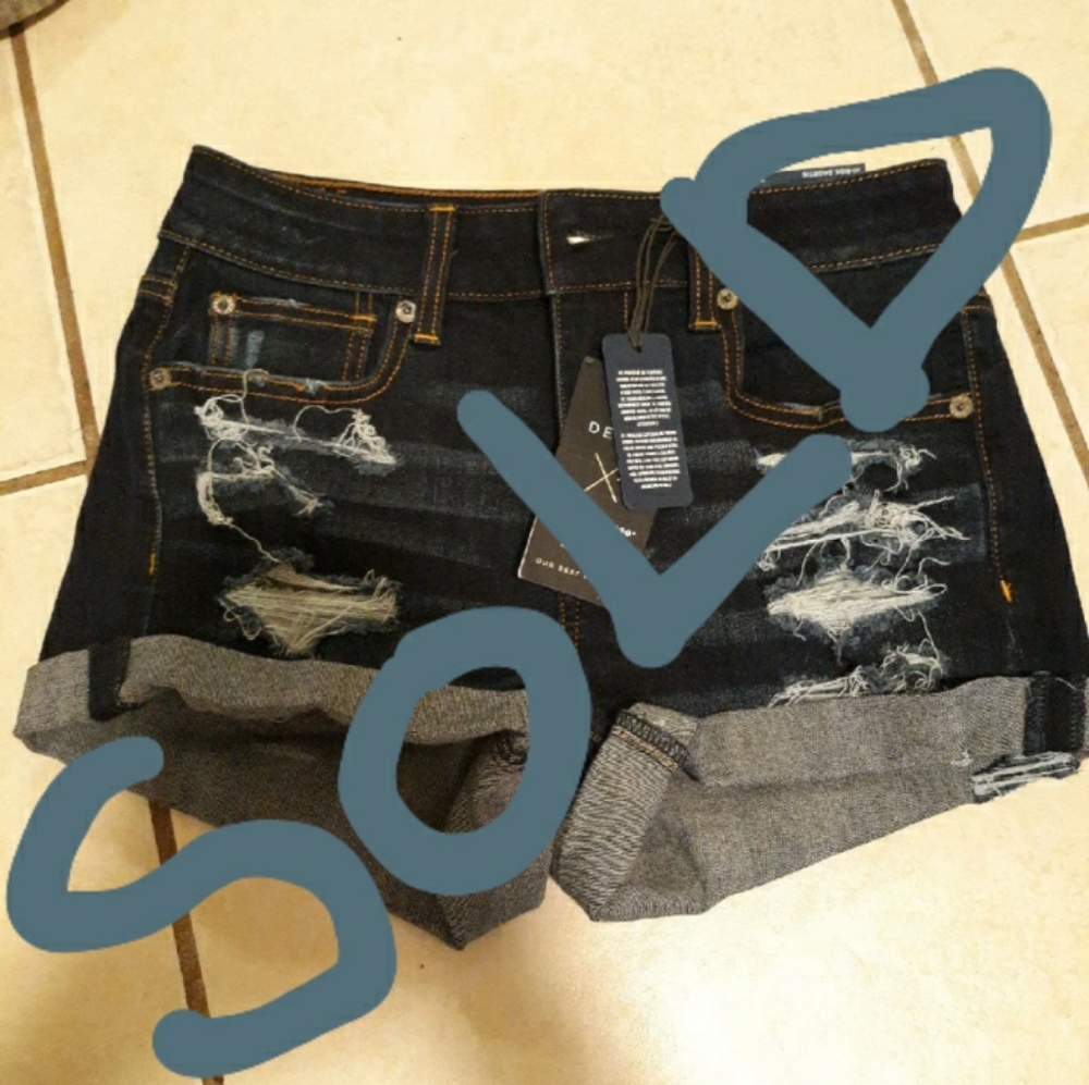 American Eagle Shorts Size 2